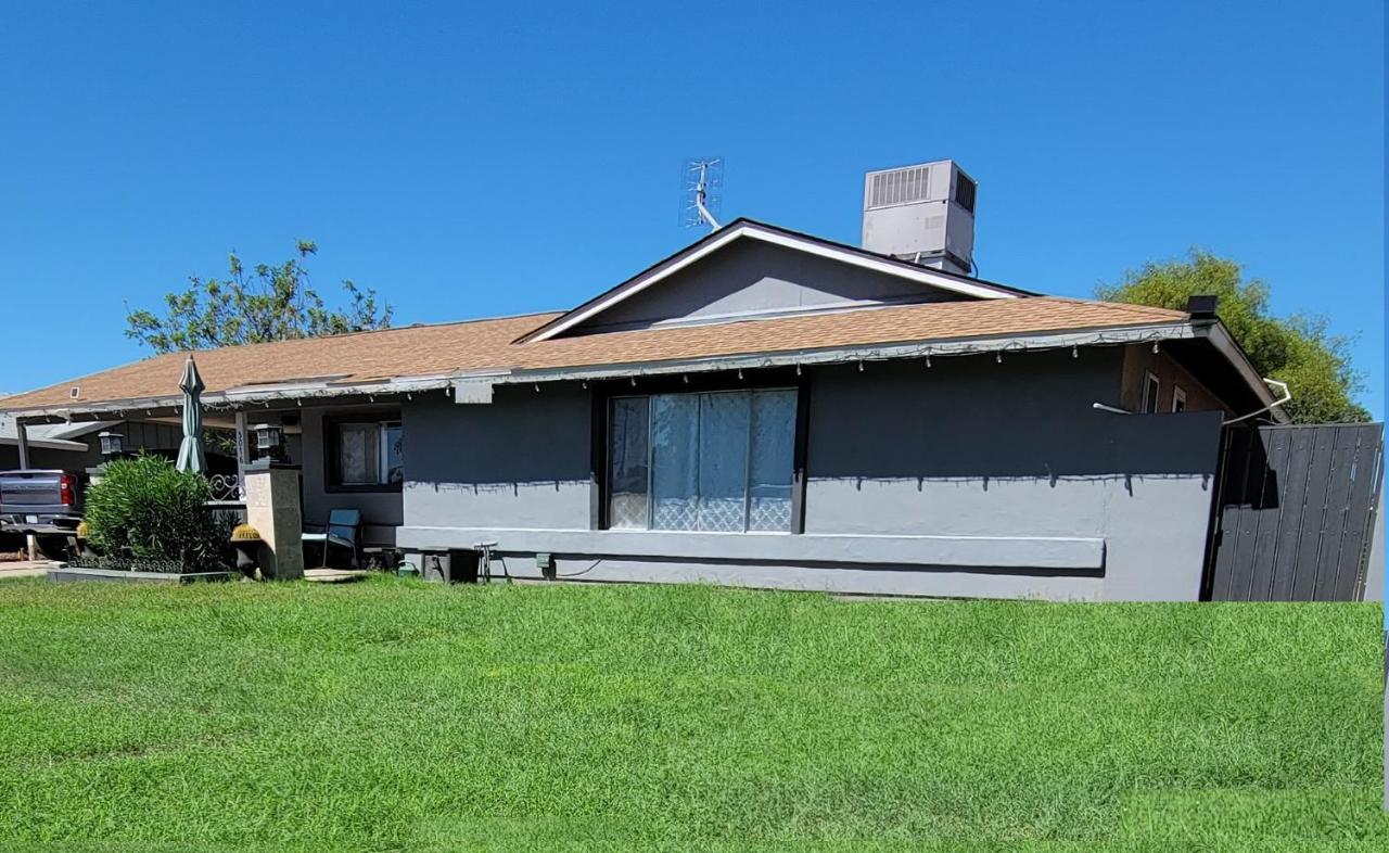 Orangewood & 51Ave Homestay - Not A Hotel Glendale Exterior foto
